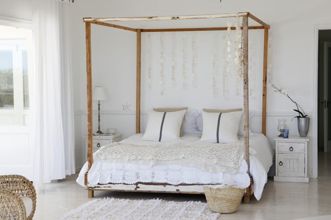 If you’ve ever asked yourself “how do I become an interior stylist?”, Maxine Brady- London interior stylist, Brighton stylist, and props stylist, is sharing everything you need to know to kickstart your career.