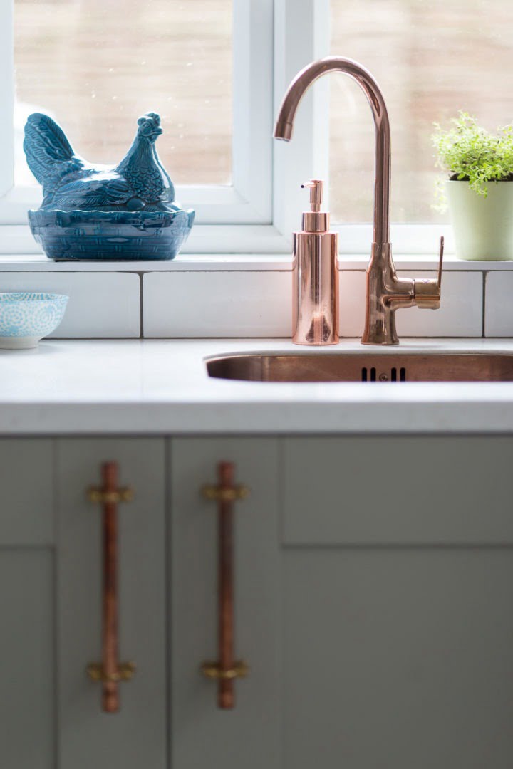 Copper accessories for a newly renovated kitchen