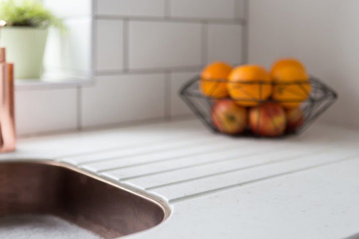 Faux marble worktop for a kitchen makeover