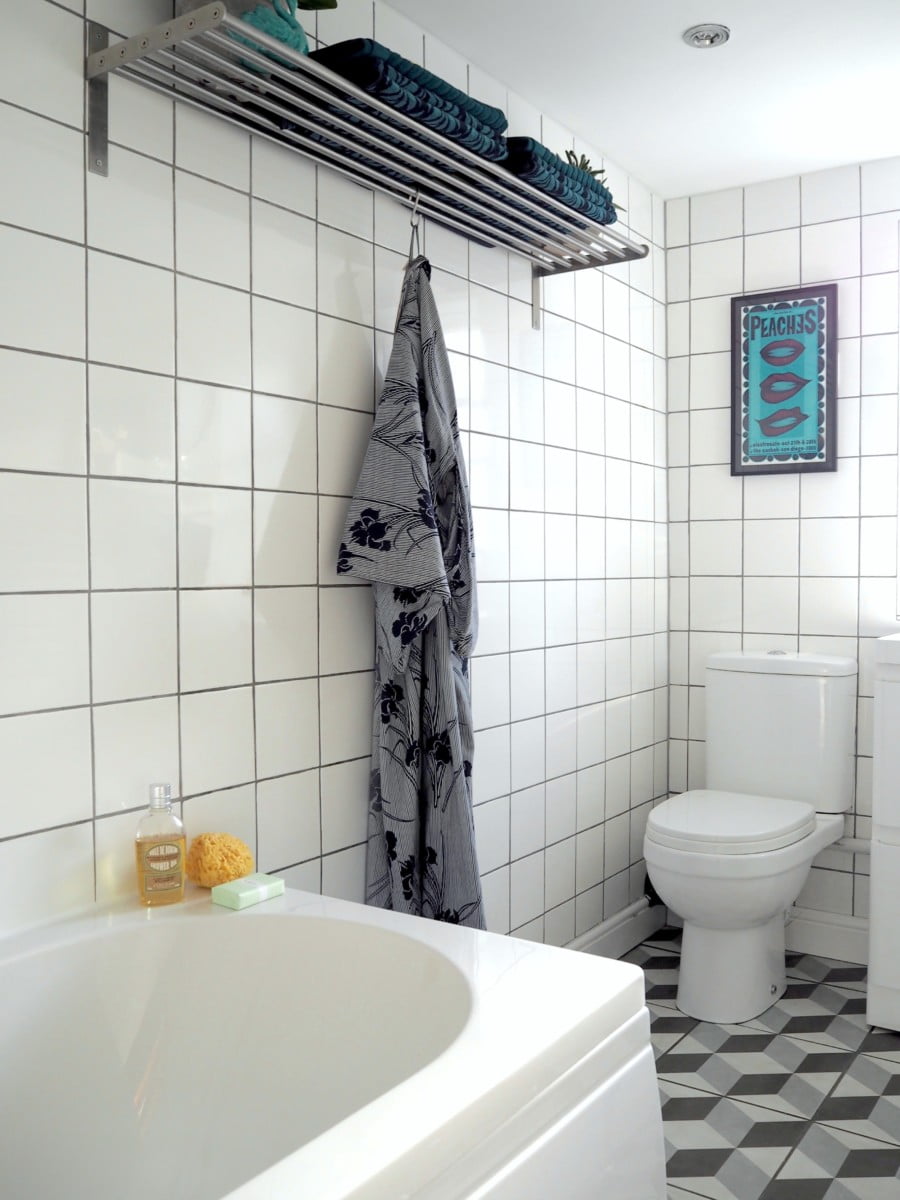 How to give your small bathroom a life-changing makeover for under £1000. By interior stylist and lifestyle blogger Maxine Brady from WeLoveHomeBlog.com