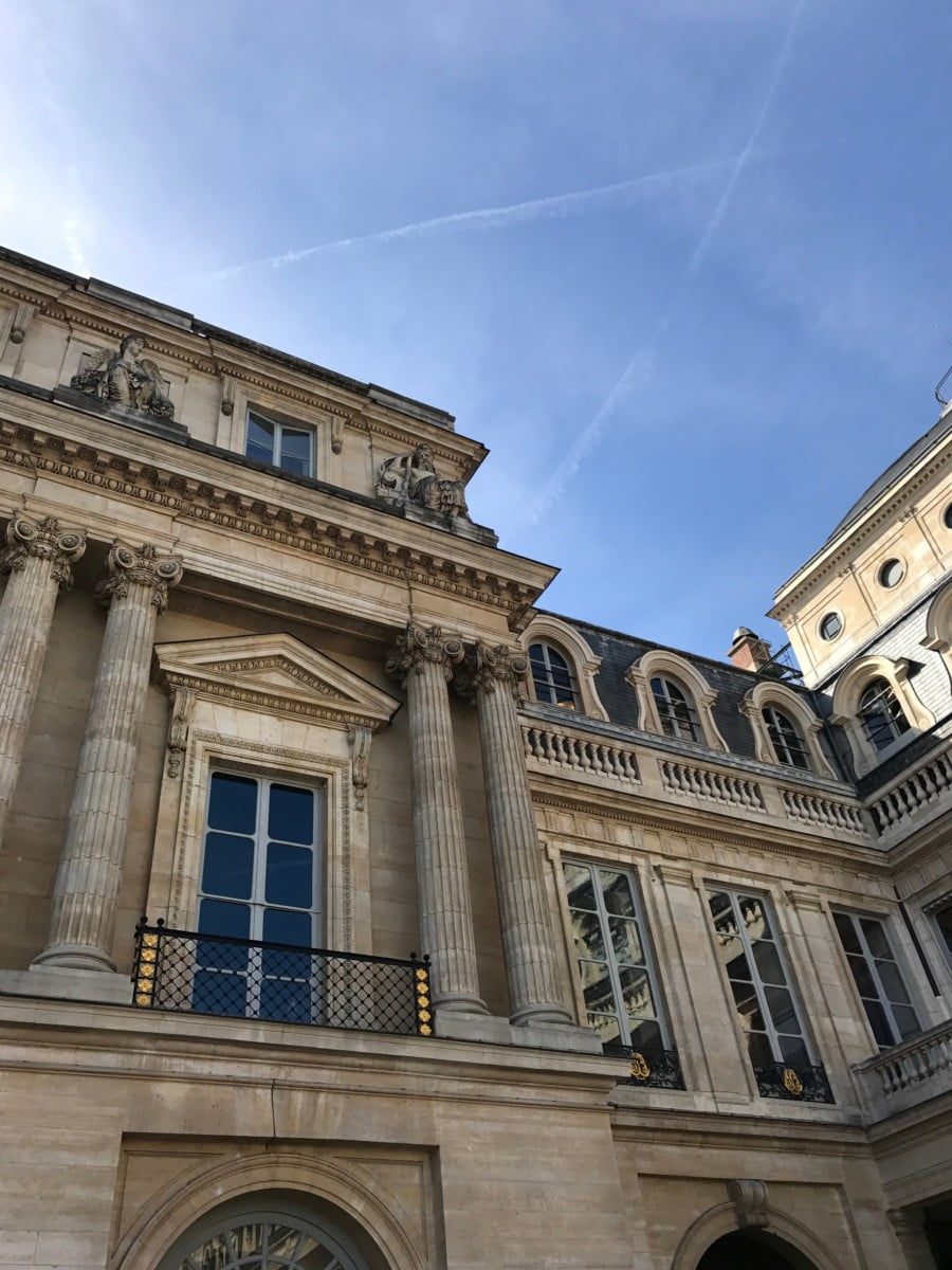 Amazing architecture in Paris