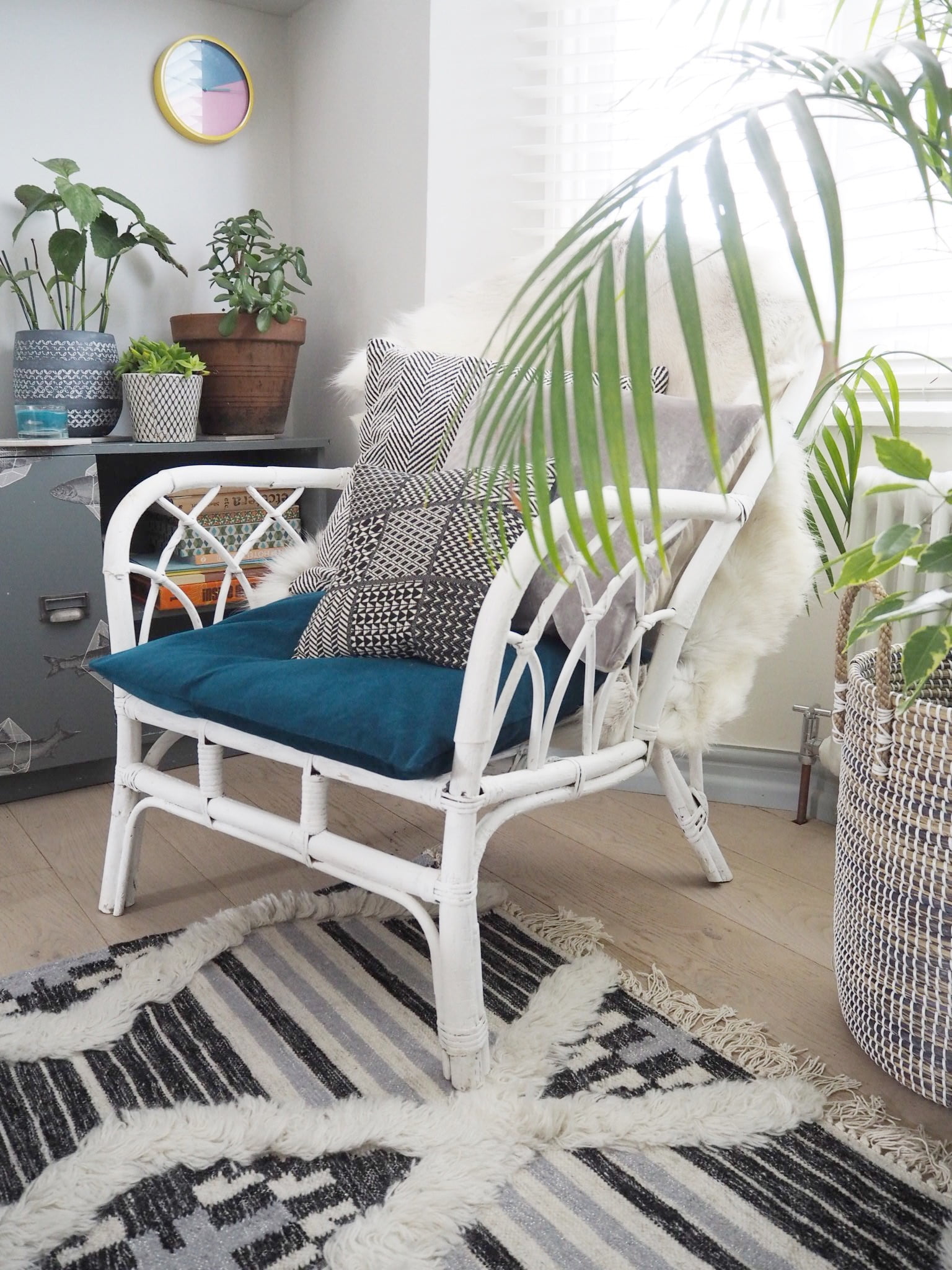 A budget Living Room makeover with lots of before and after shots - with a boho vibes by Maxine Brady from WeLoveHomeBlog