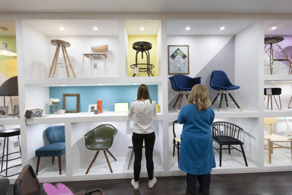 Want to discover how to style your home with flair? Join two professional interior stylists - Laurie Davidson And Maxine Brady host the Secret Styling Club Workshop at the Cult Furniture showroom in Wandsworth, London.