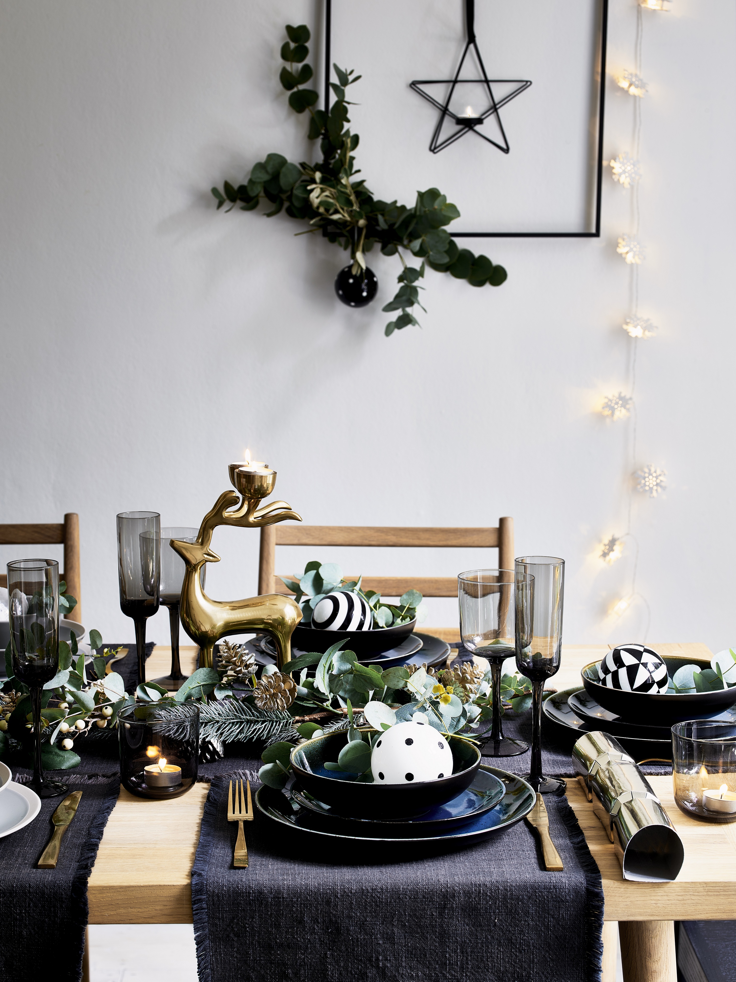 Interior Stylist & Lifestyle Blogger Maxine Brady walks you through three Christmas dining trends with styling tips to get a Pinterest-perfect dining table.