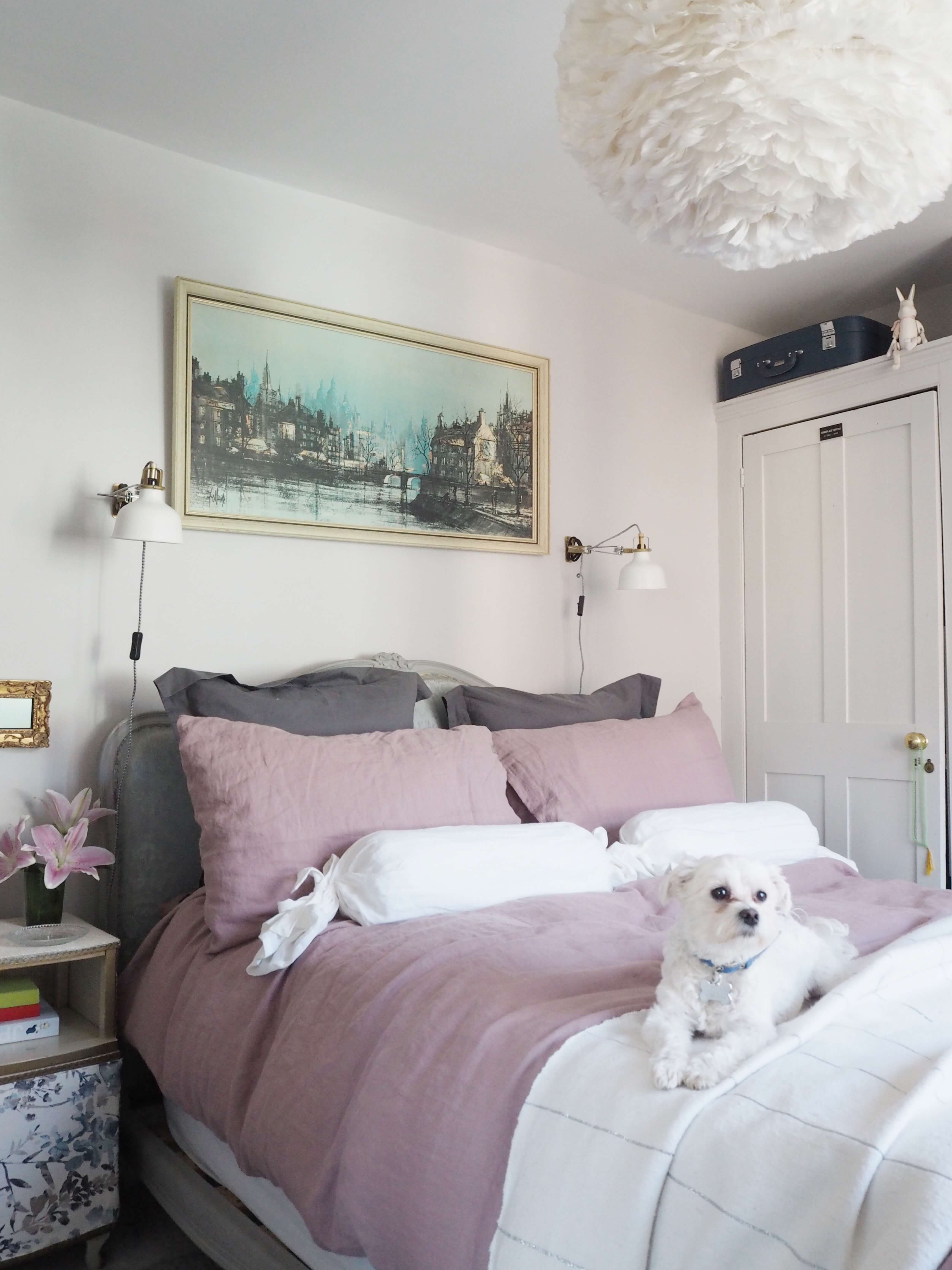 In this post, I'm sharing my tips and advice on why you need linen bedding in your bedroom by interior stylist and lifestyle blogger Maxine Brady