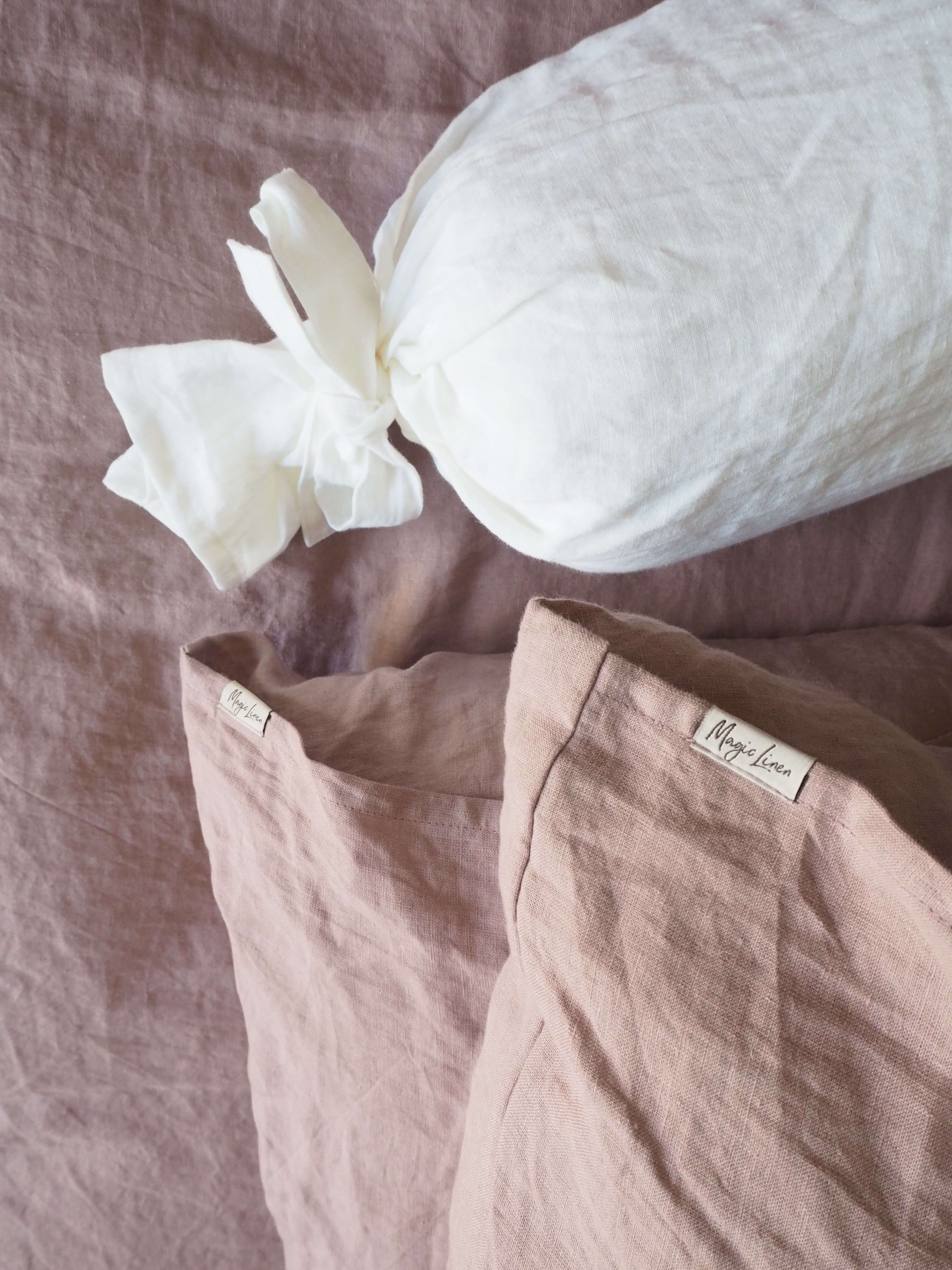 In this post, I'm sharing my tips and advice on why you need linen bedding in your bedroom by interior stylist and lifestyle blogger Maxine Brady