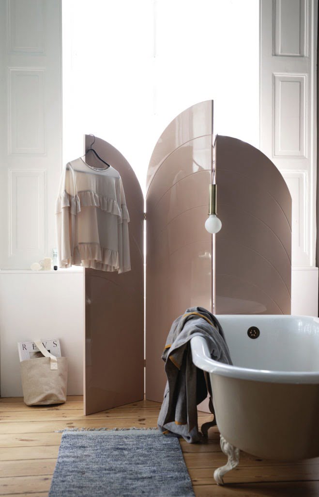 Looking to renovate your bathroom? STOP! Discover the Top 5 Bathroom Trends for 2020 before your choose your design says Interior Stylist Maxie Brady