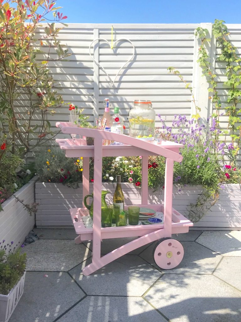 Today, I've gathered 5 great ideas for styling an outdoor bar cart this Summer says interior stylist Maxine Brady from We Love Home Blog