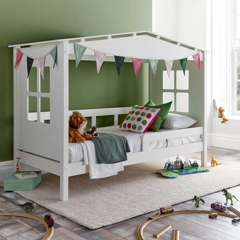 Discover how to decorate a gender neutral kids bedrooms with these ideas that your little ones will love as much as you by Interior Stylist Maxine Brady and Happy Beds