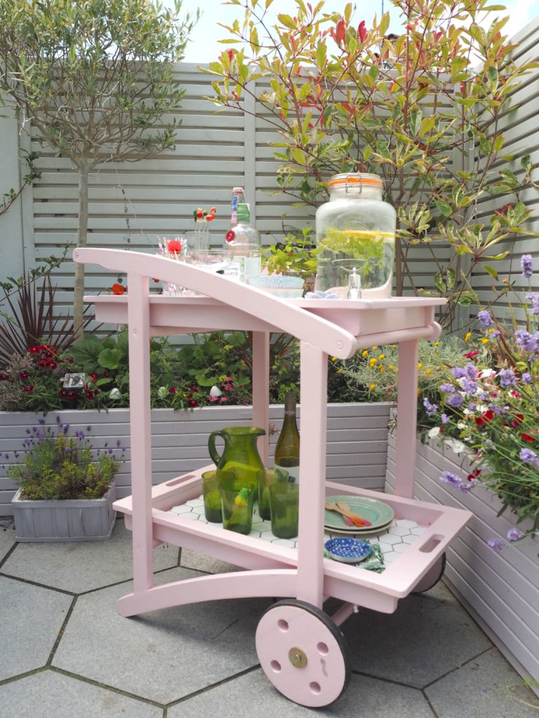 Today, I've gathered 5 great ideas for styling an outdoor bar cart this Summer says interior stylist Maxine Brady from We Love Home Blog