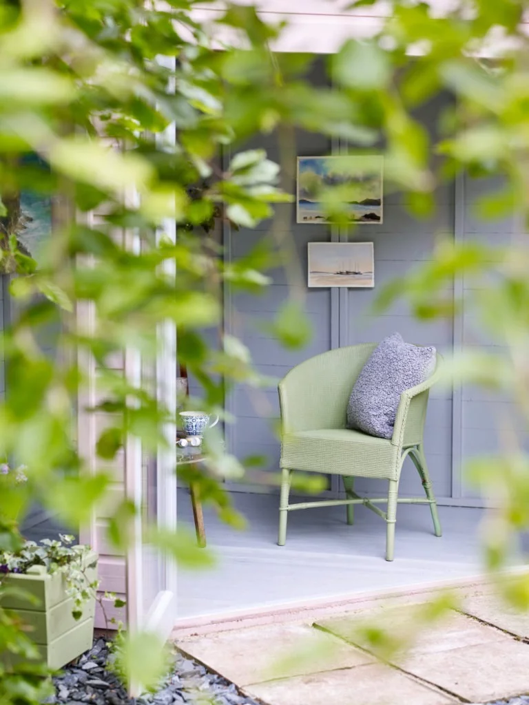With summer just around the corner, now is the ideal time to vamp your outdoor space with these gorgeous garden paint ideas with Protek exterior paints