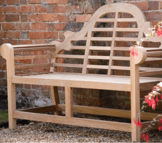 It doesn't matter if you have a large family-sized garden, a small balcony or an urban garden like mine - there is one classic designer item that will elevate your outdoor space that is a worthy investment - the Lutyens bench.