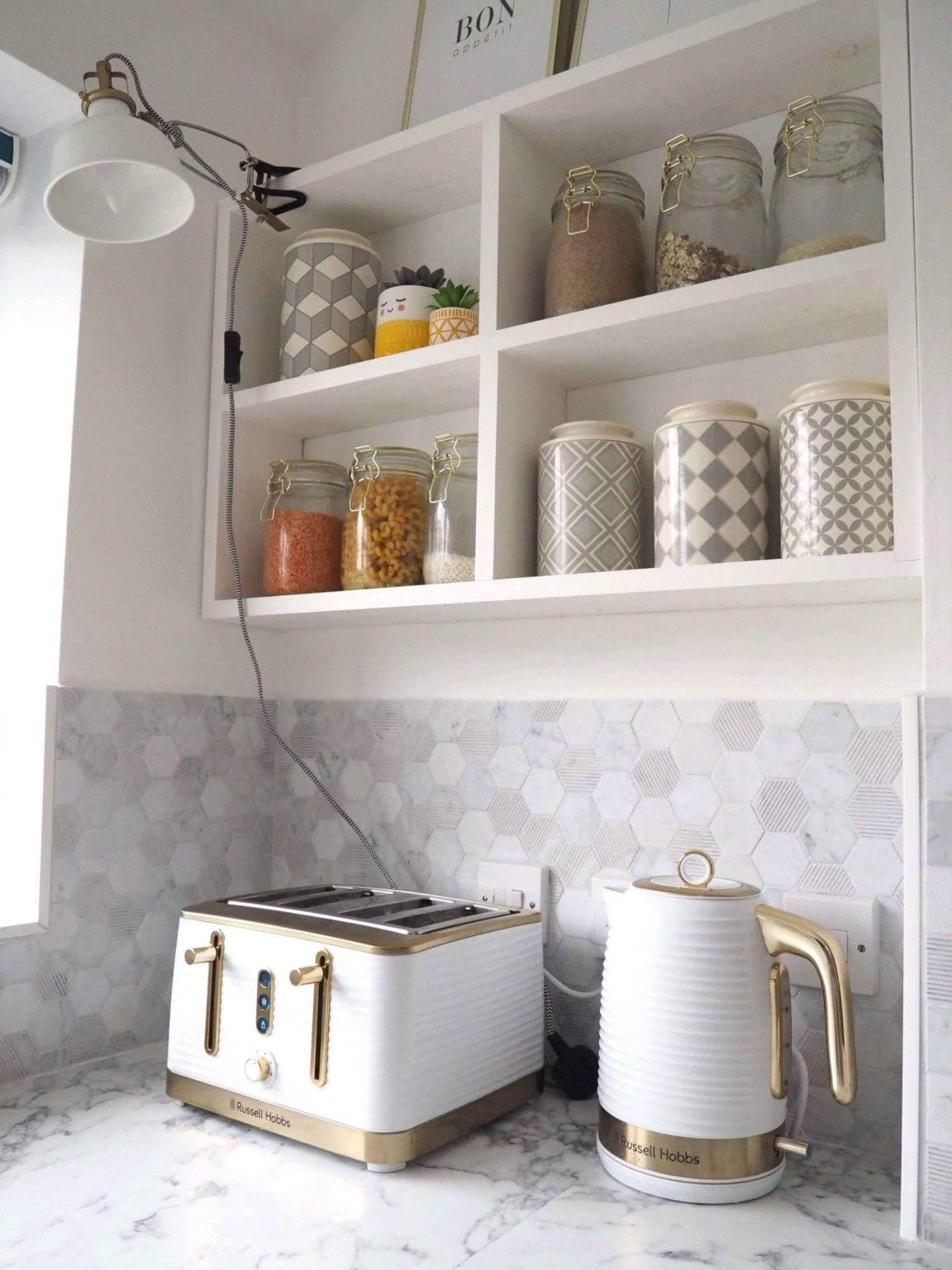 Don't Miss This Amazing Kitchen Makeover - With Before & Afters