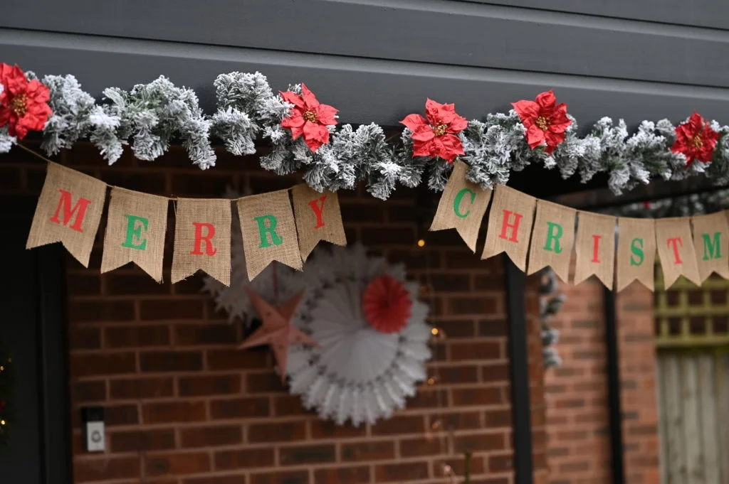Decorating your home for the holidays? Don't forget the front of your house! I've teamed up with REHAU to show you how to decorate your windows and doors for ready for Christmas!