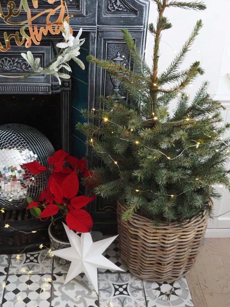 How to decorate your living room for Christmas for under £100 says interior stylist Maxine Brady