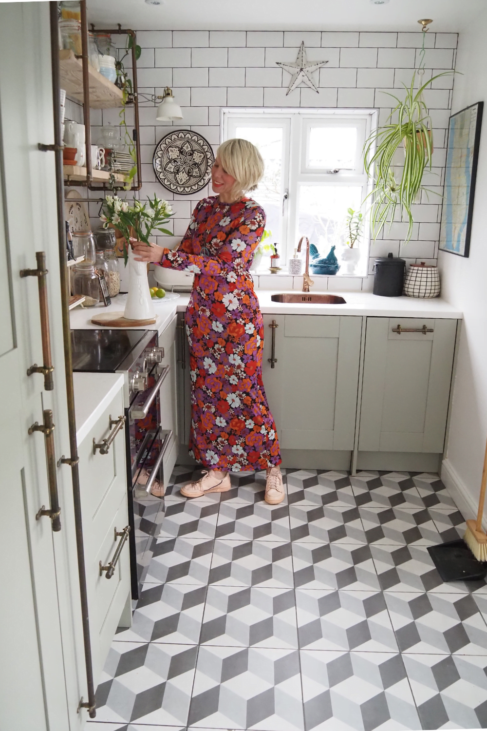 SAVE SPACE WITH THESE 7 Pretty & Practical Kitchen Storage Ideas