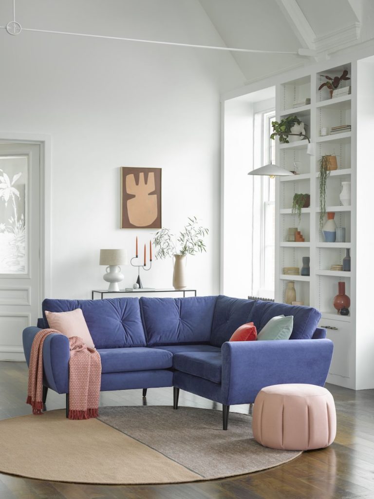 From the size of your living room to the colour scheme, there are lots of factors to consider when styling your sofa. As it’s the hero of your living room and one of the most used pieces of furniture in your home - how you style it will say lots about your home style! 