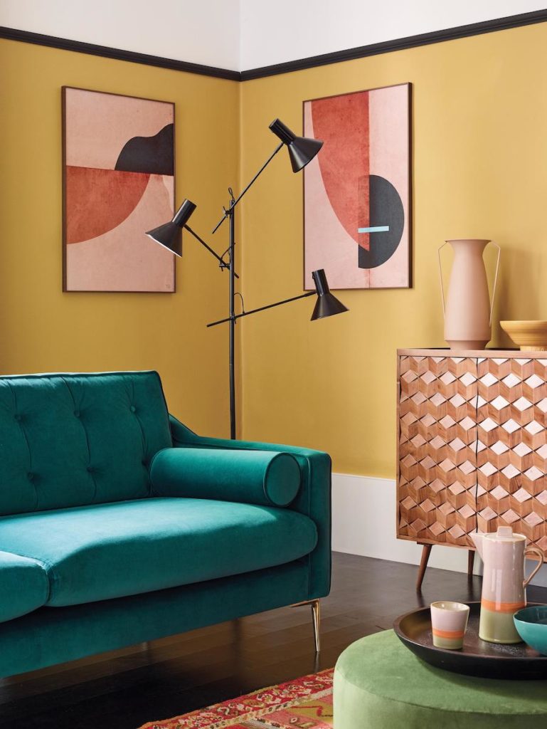 From the size of your living room to the colour scheme, there are lots of factors to consider when styling your sofa. As it’s the hero of your living room and one of the most used pieces of furniture in your home - how you style it will say lots about your home style! 