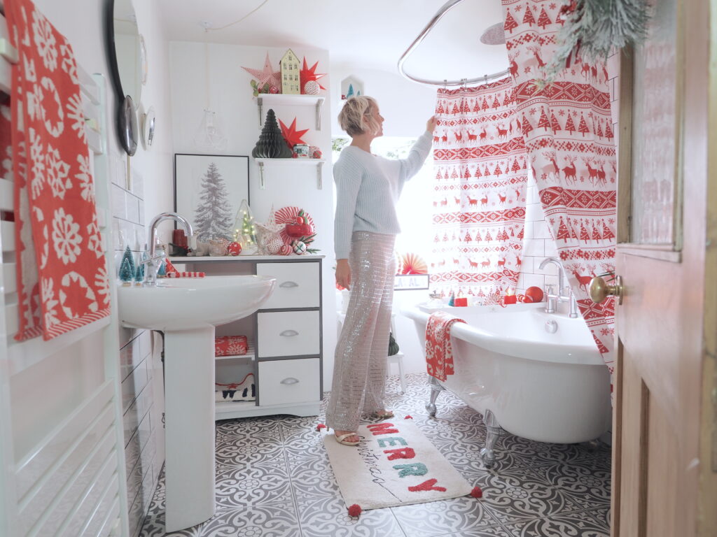 Christmas bathroom styling ideas, red and white christmas bathroom, christmas decorations, christmas bath mat, christmas shower curtain, festive bathroom, christmas towes with Triton Showers bathroom competition 