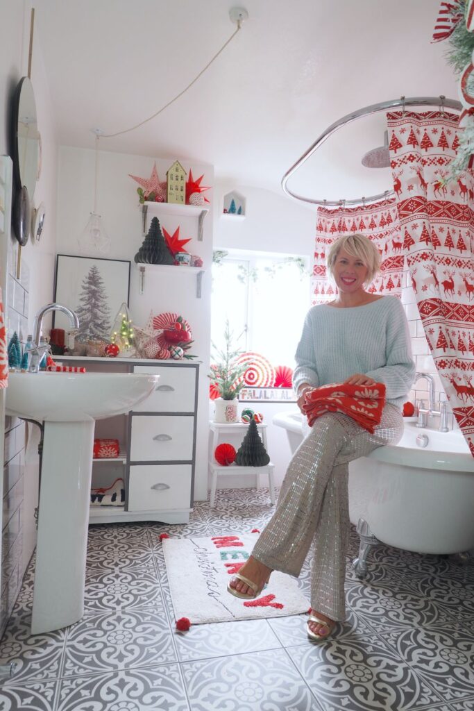 Christmas bathroom styling ideas, red and white christmas bathroom, christmas decorations, christmas bath mat, christmas shower curtain, festive bathroom, christmas towes with Triton Showers bathroom competition 