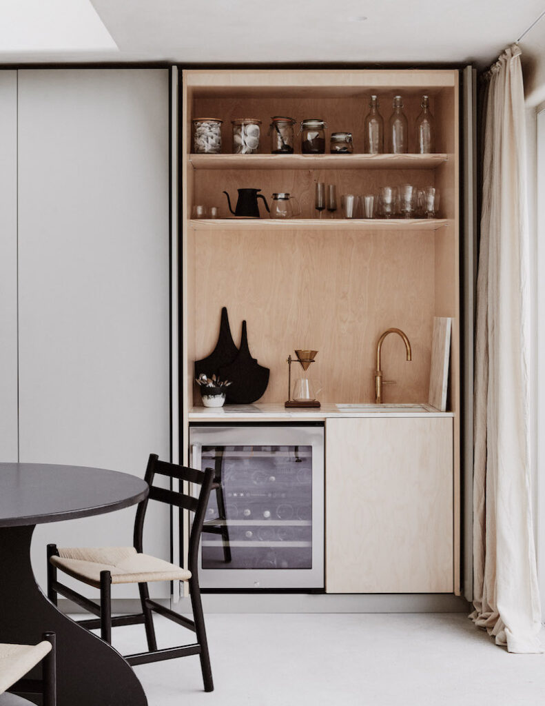 Be inspired by these 7 colourful kitchens - all new for 2024.
ply kitchen. grey kitchen.