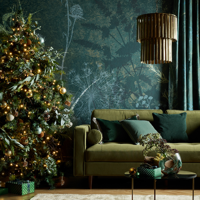 Whether you prefer traditional, rustic, or contemporary styles, there are various ways you can create a warm and welcoming atmosphere in your home. I'll explore five stylish Christmas home decorating ideas that will transform your space into a winter wonderland by Maxine Brady interior stylist