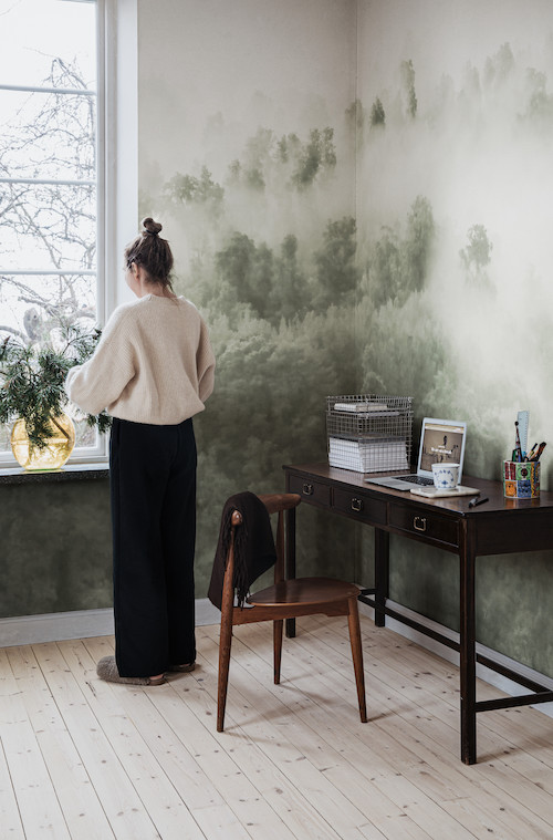 In 2024, wallpaper has made a remarkable comeback into our homes, transforming bland walls into canvases of creativity! Discover 11 of the best wallpapered room to inspire you 