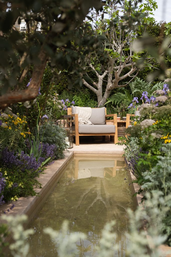As Summer 2024 arrives, I want to share with you my top seven garden trends for you to try in your outdoor space. From stylish hardscaping, to vibrant colour schemes, to edible flowers -  these garden trends are here for you to try this summer.

Interior Stylist, props stylist, art director, shoot producer, home decor stylist, photoshoot stylist - Maxine Brady, London Brighton, UK