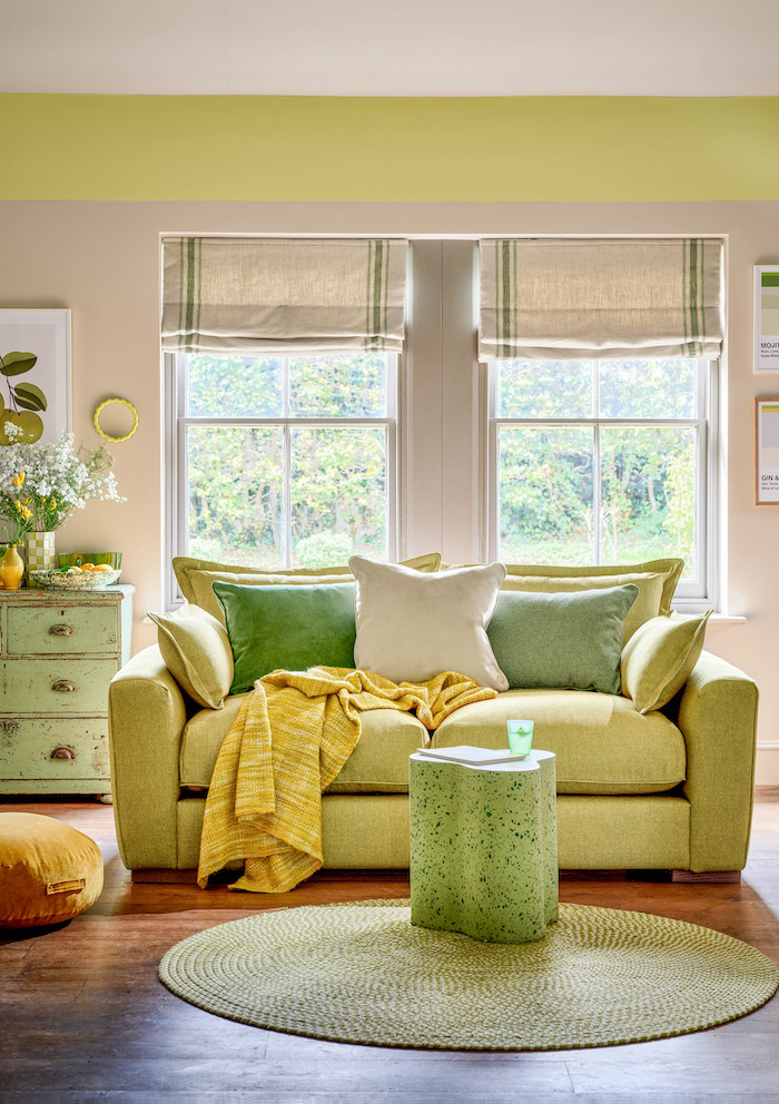 Thinking of selling up? Avoid these 6 popular paint colours that will devalue your home, put off potential buyer and slow down your house sale, says interior stylist Maxine Brady.