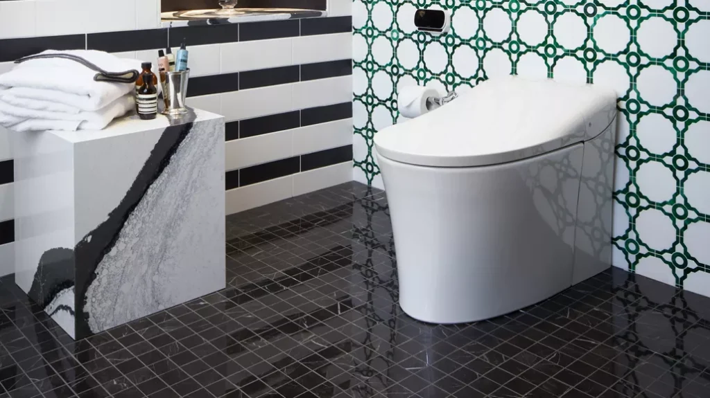 Smart toilets are revolutionising bathrooms, blending technology, style, functionality, and advanced features for an experience that goes way beyond the ordinary. In this guide, let's explore sizes, features, and all the important bits to help you choose the best smart toilet for your needs.
