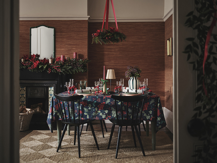 Here’s my roundup of the key 2024 Christmas trends you’ll want to know about, plus some inspiration to make your home shine this holidays.