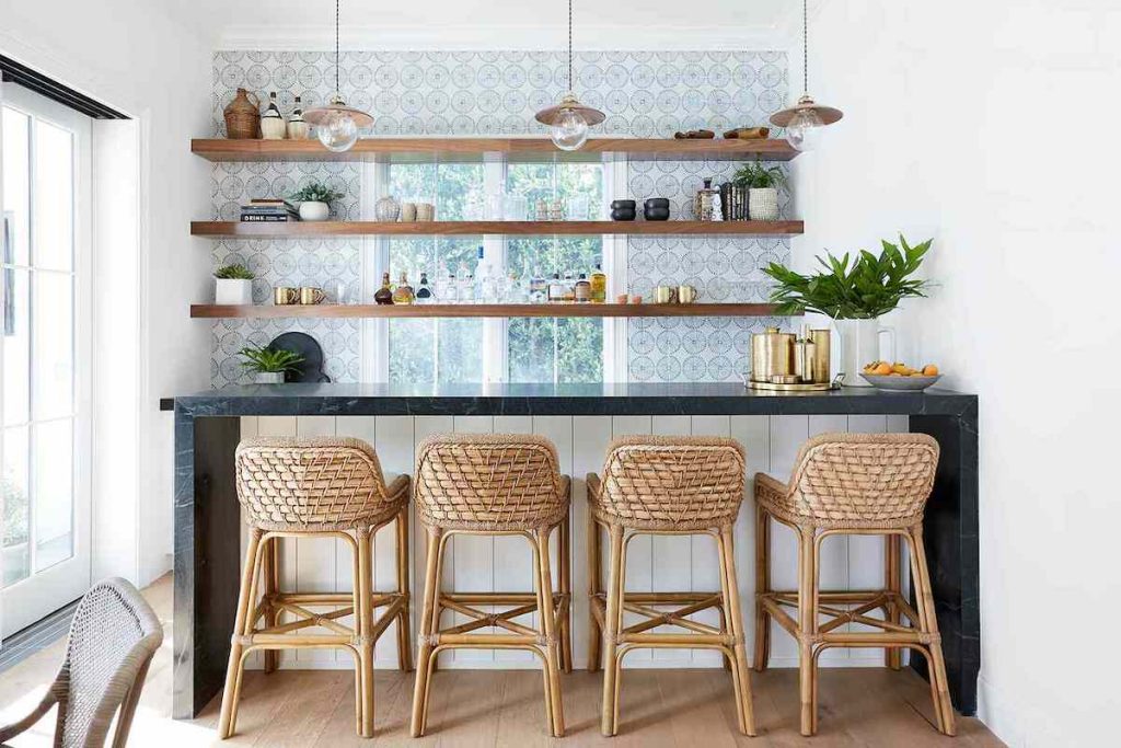 Whether you’re a cocktail enthusiast or a wine lover, it’s time to elevate your space with a home bar. Here's my top 7 styling tips on how you can add one into you home. 