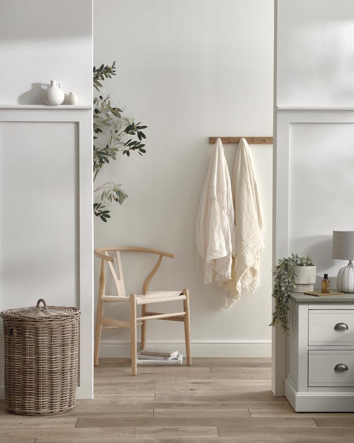 Whether you’re decorating a compact guest room, a rented flat or just trying to make your own tiny bedroom more liveable, here are five small bedroom design ideas that really work.