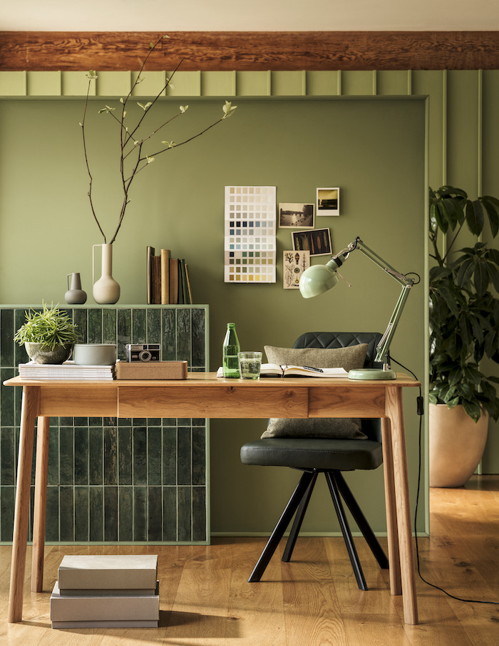 London based interior stylist Maxine Brady shares 6 home office ideas for small spaces which are all stylish, clever and practical tips for UK homes.