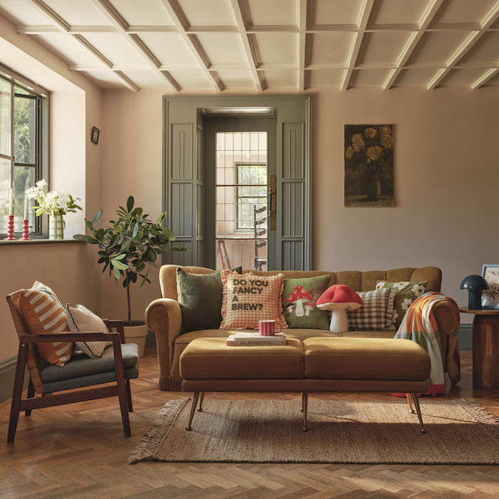 Discover the best autumn home décor ideas with interior stylist Maxine Brady who shares her home decor hacks so that you can create a snug seasonal home.