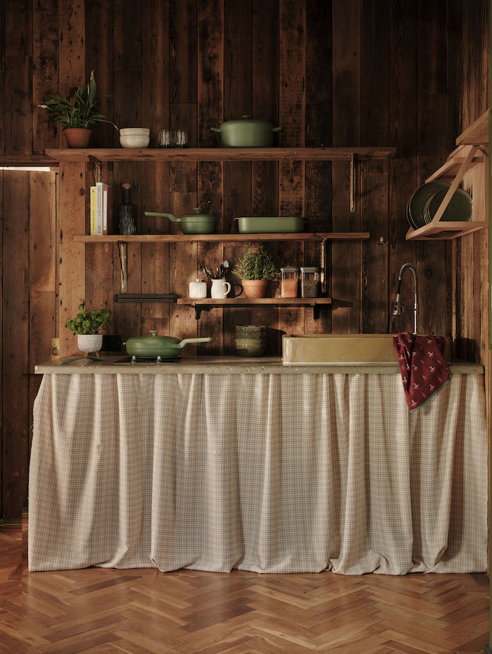Discover the best autumn home décor ideas with interior stylist Maxine Brady who shares her home decor hacks so that you can create a snug seasonal home.