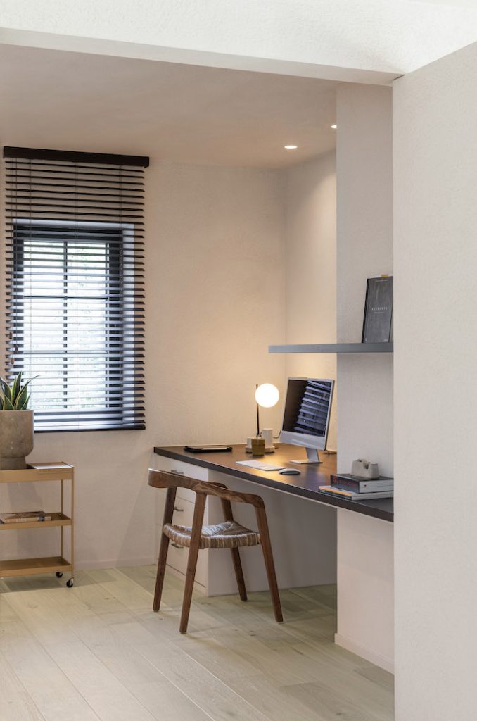 London based interior stylist Maxine Brady shares 6 home office ideas for small spaces which are all stylish, clever and practical tips for UK homes.