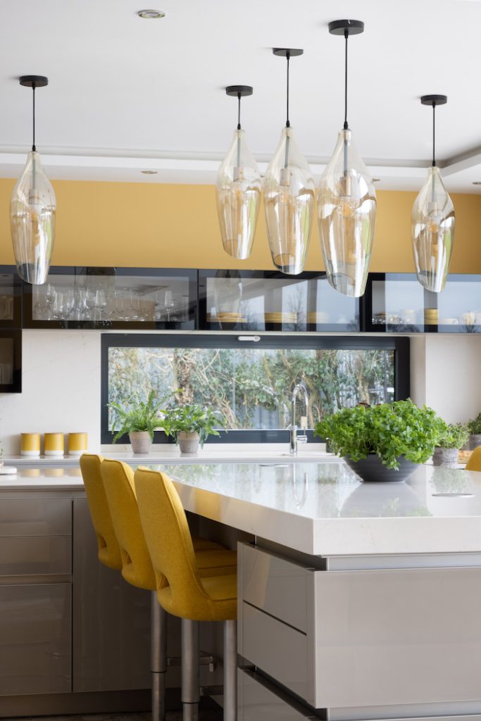 Interior stylist Maxine Brady explains the difference between fixed windows and picture windows with her pros and cons and lots of visual inspiration too so you can choose the right one for your home renovation.