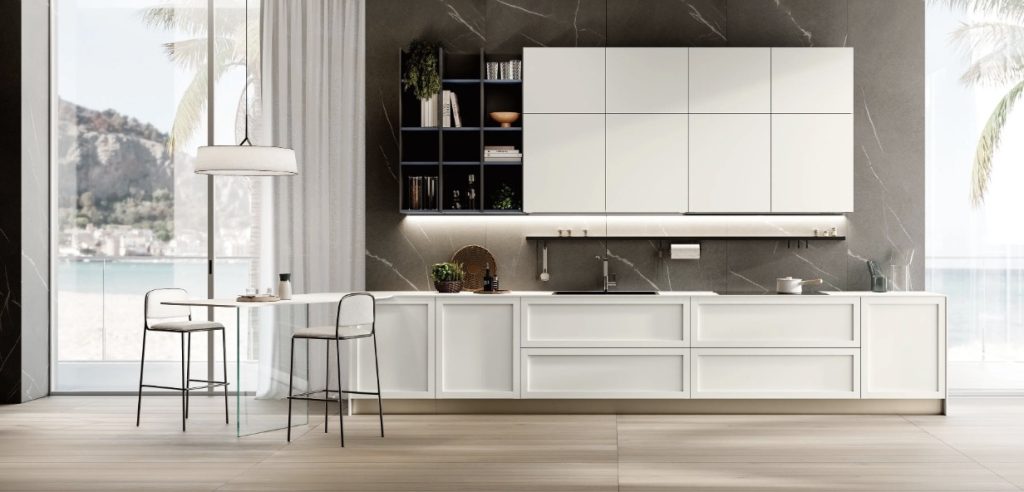 In this post, I’m going to show you how to design a minimalist kitchen that feels calm, works beautifully, and still looks stylish. Here’s my expert guide with everything you need to know before you start with 29 kitchen images to inspire you!