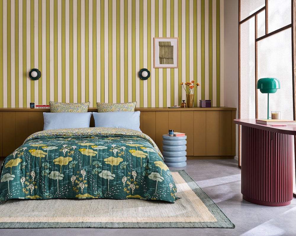Interior stylist and editor Maxine Brady shares her 6 vintage wallpaper ideas so that you can pick the right print for your home.