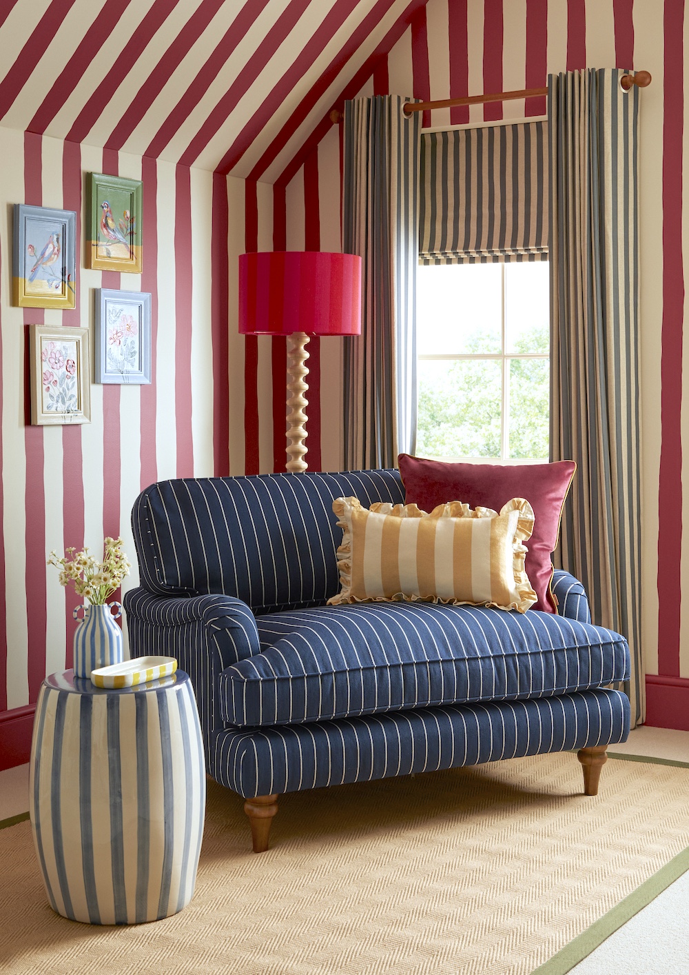 Interior stylist and editor Maxine Brady shares her 6 vintage wallpaper ideas so that you can pick the right print for your home.