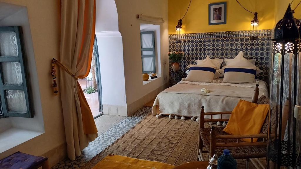 Interior stylist and editor Maxine Brady shares her ultimate guide to where to stay in Marrakech in Morocco the best Riads by budget, the areas worth knowing, when to go and the dream stays on her wish list.
